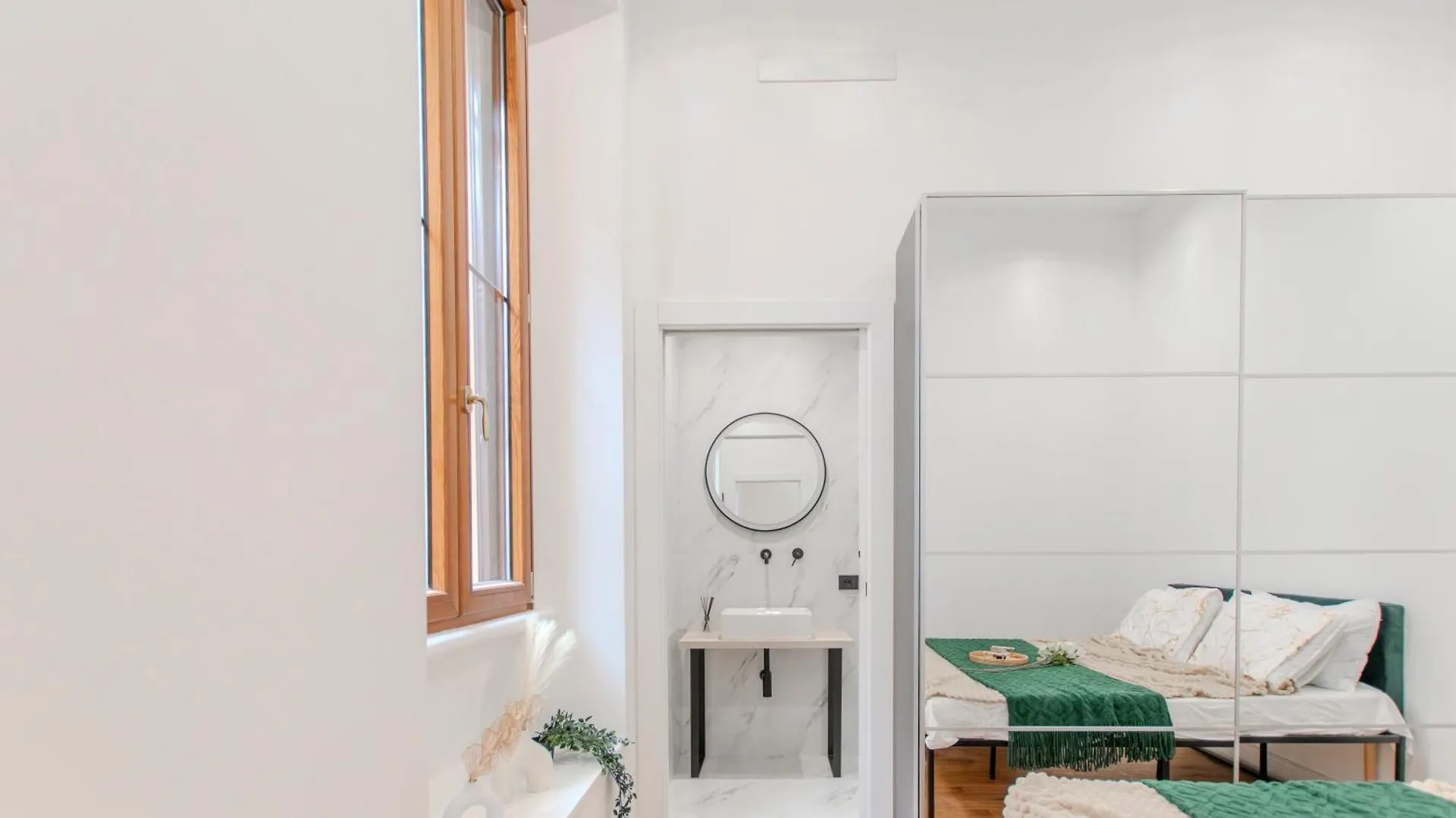 We Home - Menabrea21 Milano Italy
